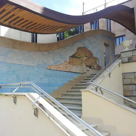 Belvedere 3* צ'פאלו