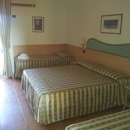 Belvedere Отель Чефалу