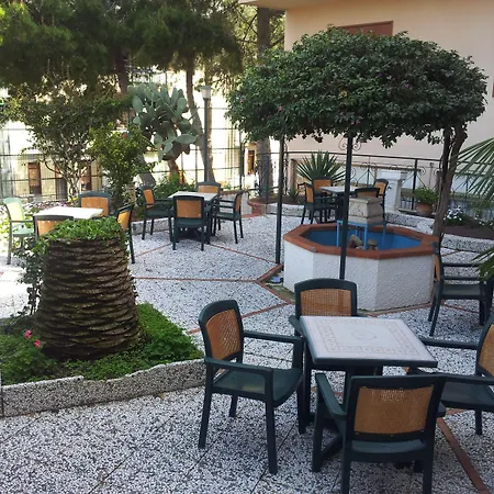 Belvedere Отель