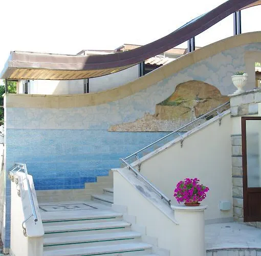 Belvedere 3* Чефалу