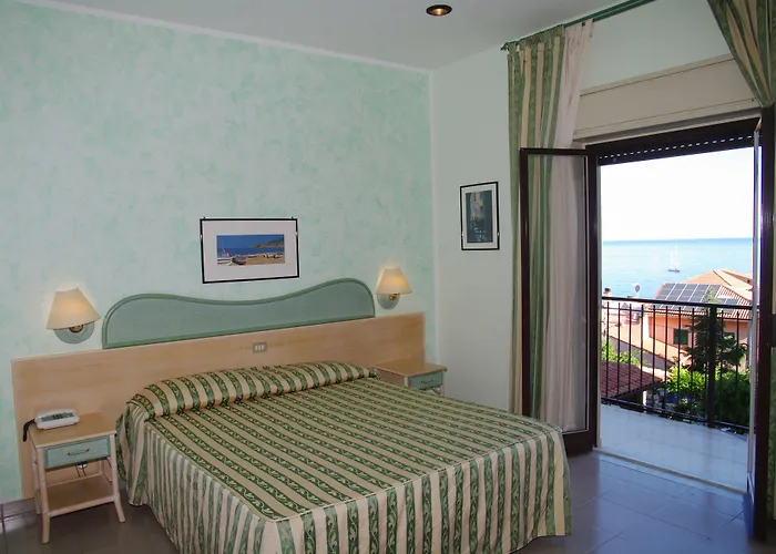 Szálloda Belvedere 3*