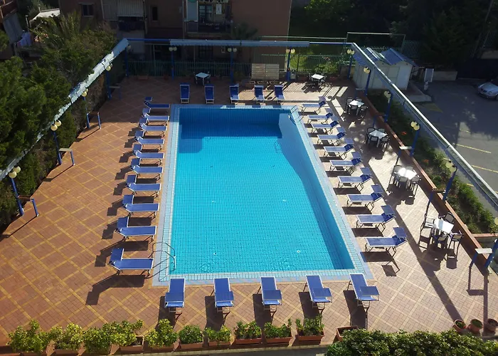 Готель Belvedere 3*