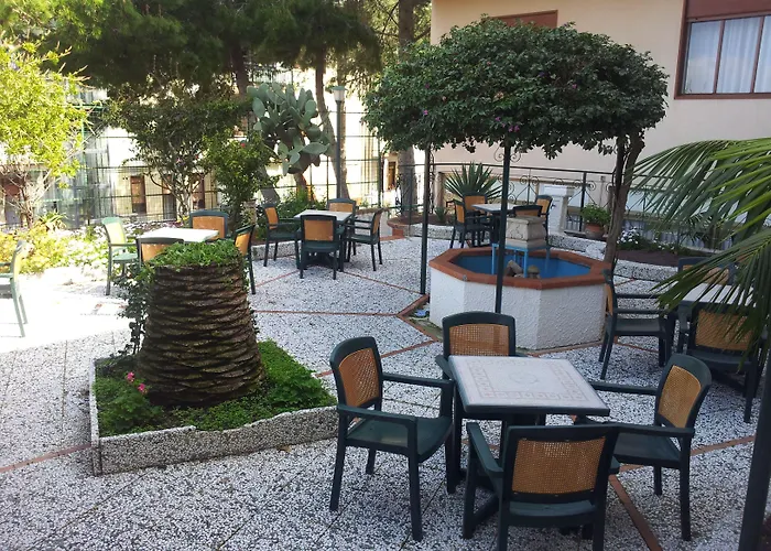 Belvedere Готель