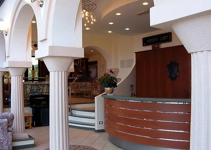 Belvedere Готель 3*