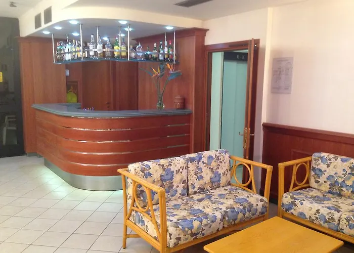 Ξενοδοχείο Belvedere 3*